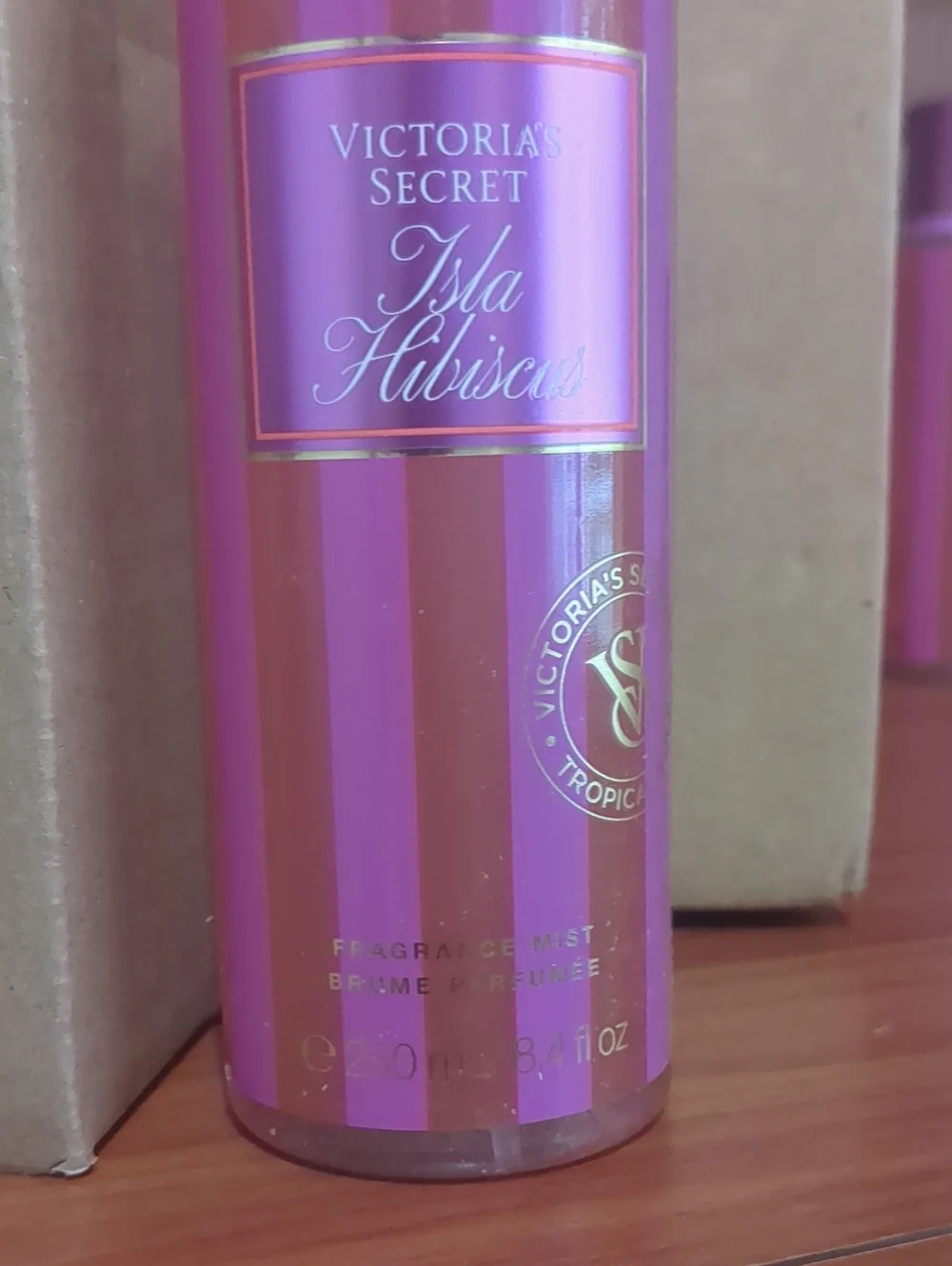 New Victoria's Secret PINK Isla Hibiscus fragrance mist  8.4 oz